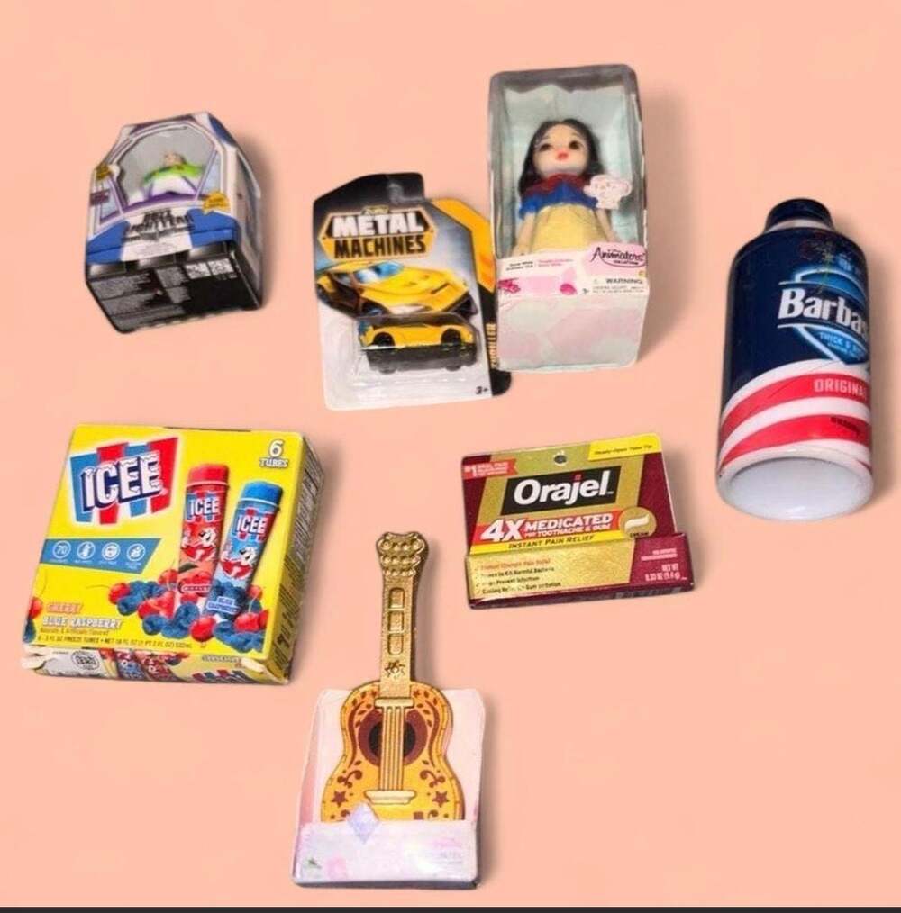 Zulu Mini Brands gold rapunzel  Disney Series